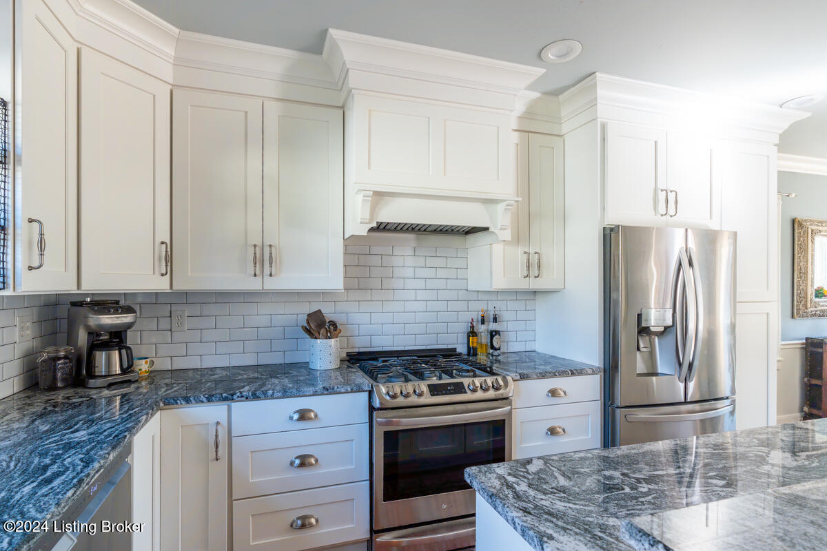3305 Lexington Road Louisville, KY 40206 - Photo 21 of 82 121724-3305-Lexington-Road-35