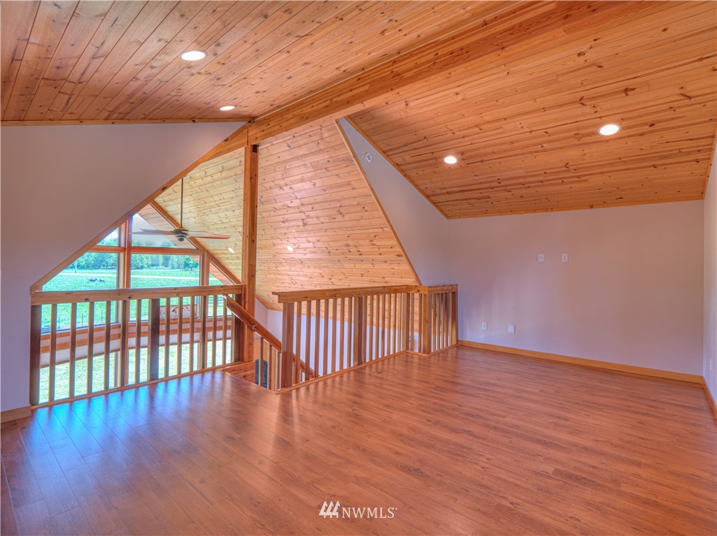 23402 Southeast 400th Street Enumclaw, WA 98022 - Photo 14 of 37