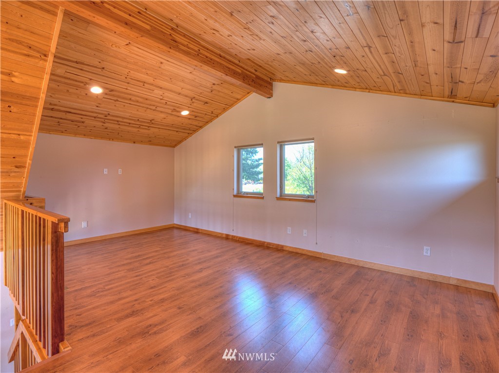 23402 Southeast 400th Street Enumclaw, WA 98022 - Photo 15 of 37