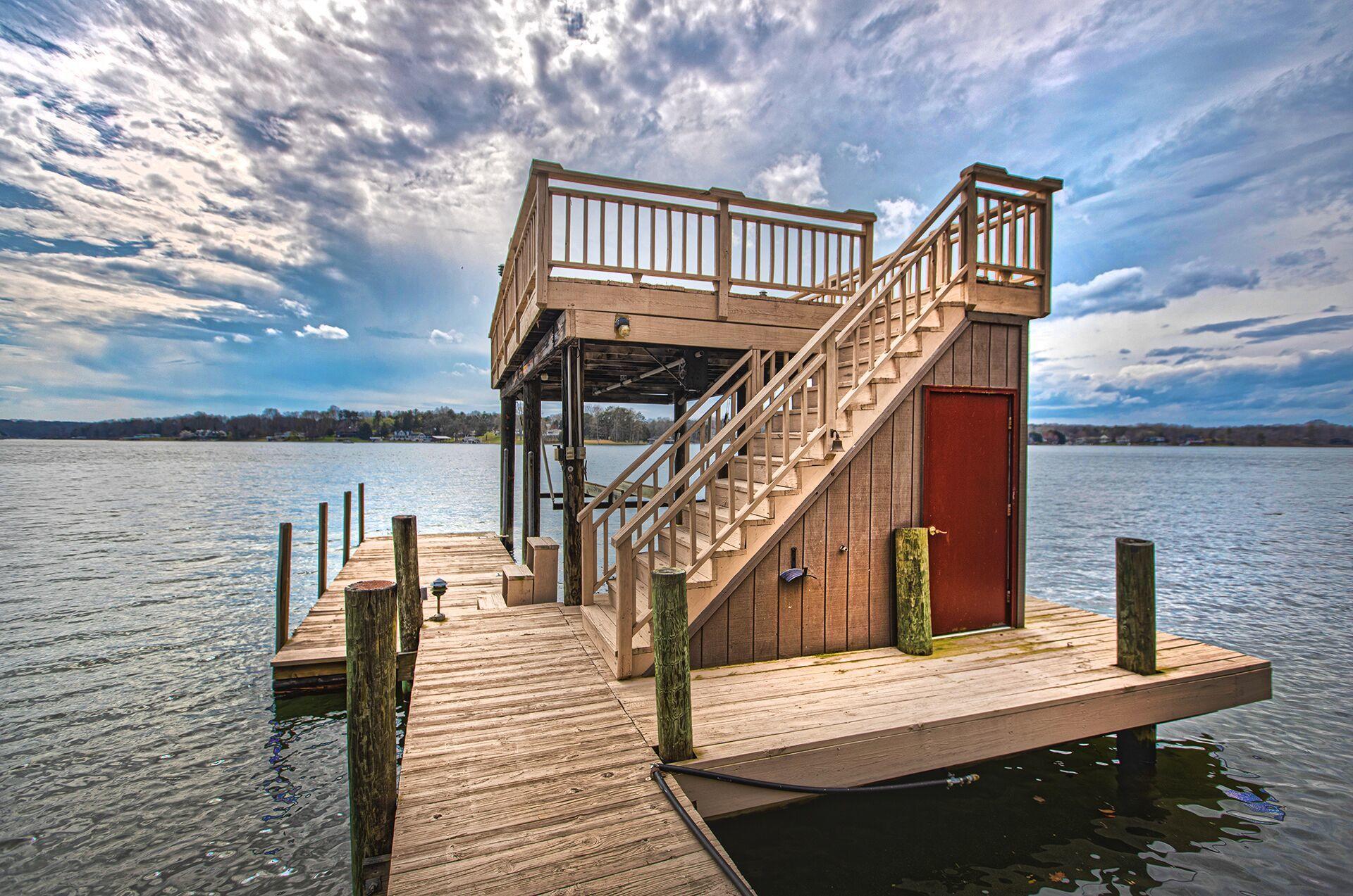 824 High Point Road Moneta, VA 24121 - Photo 2 of 18 Dock w/ Party Deck & Storage