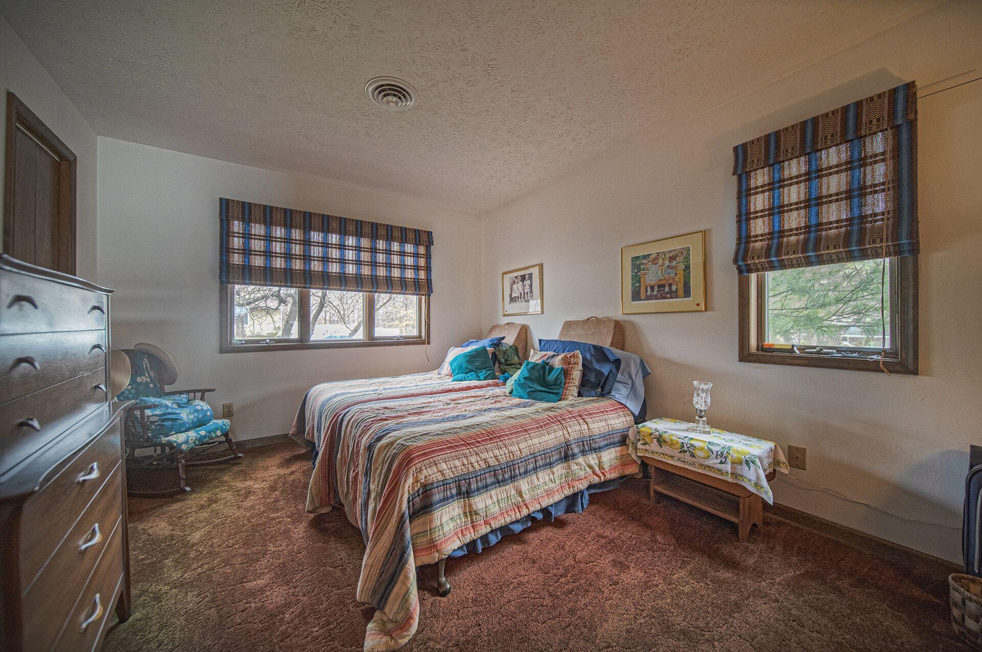 824 High Point Road Moneta, VA 24121 - Photo 15 of 18 2nd Upper Level Bedroom