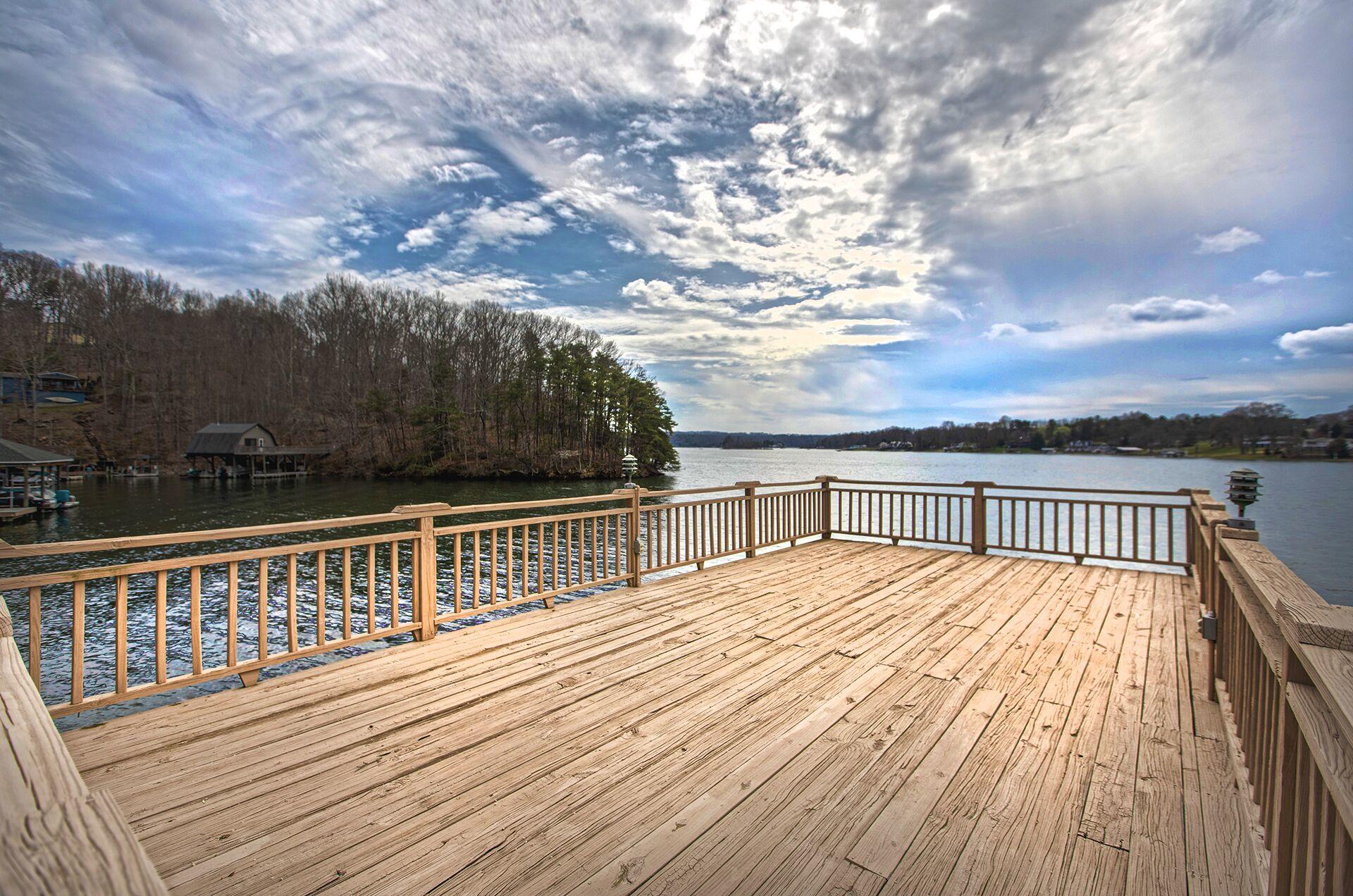 824 High Point Road Moneta, VA 24121 - Photo 3 of 18 Perfect Spot to Get a Little Sun!