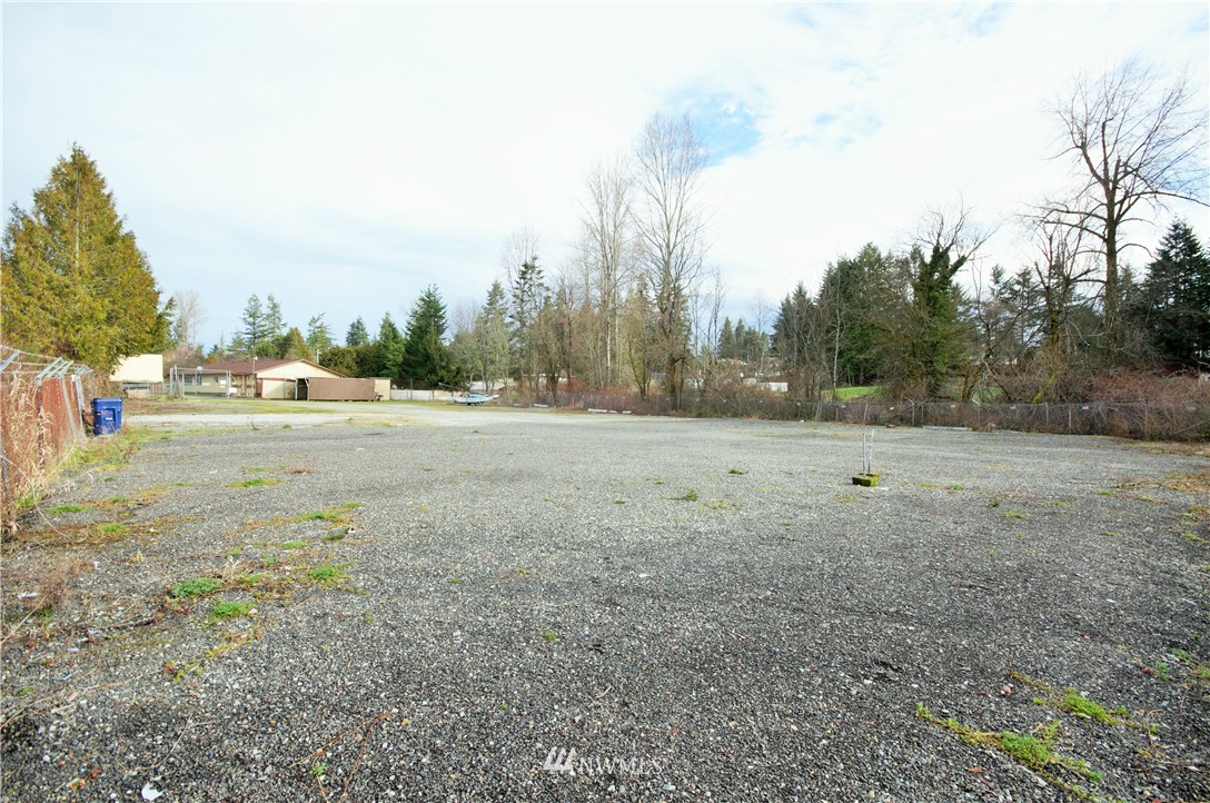 12615 Southeast Petrovitsky Road Renton, WA 98058 - Photo 10 of 11