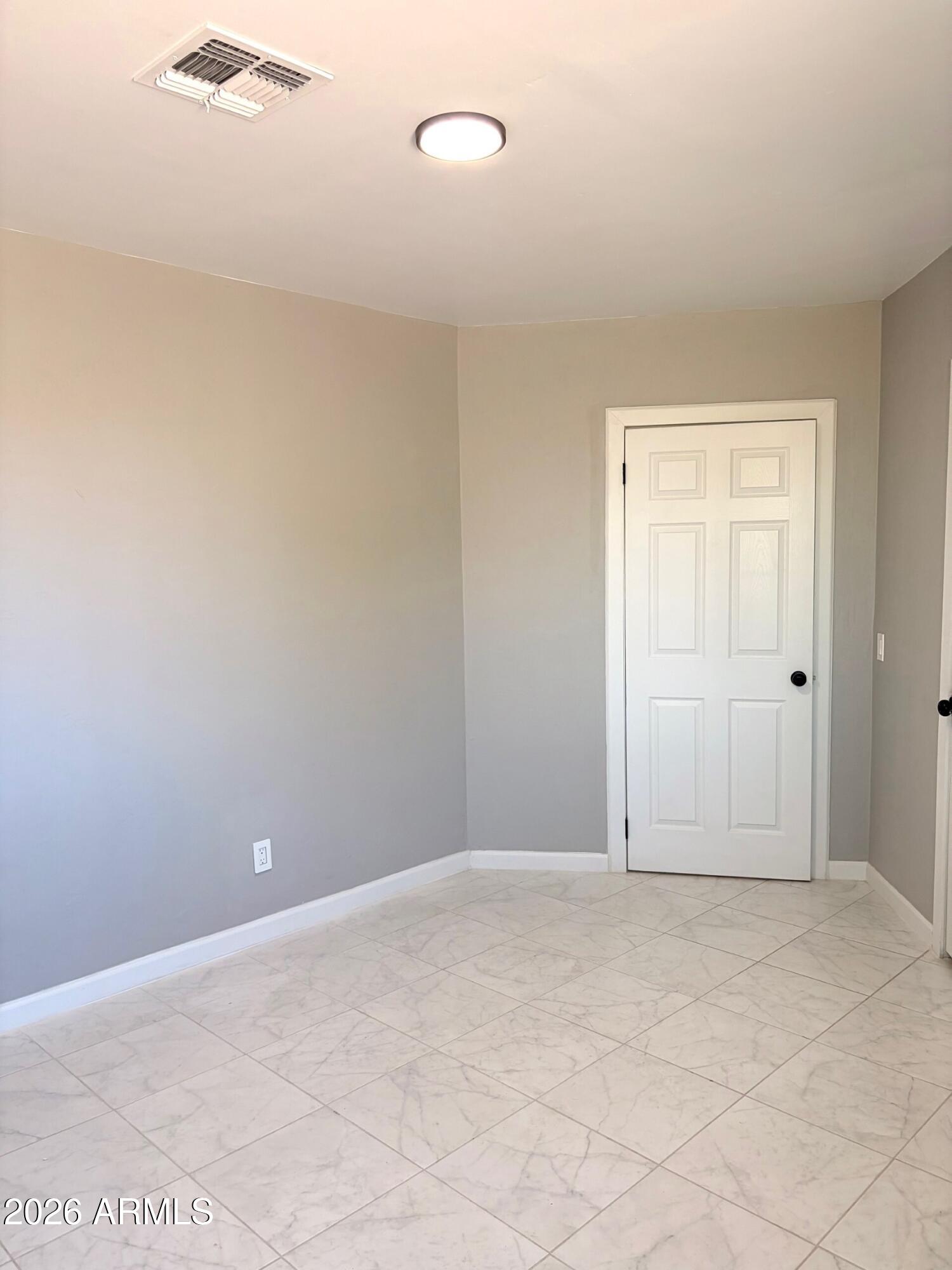 826 1st Street Douglas, AZ 85607 - Photo 17 of 35 a view of an empty room