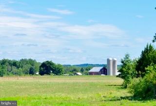 2100 Table Rock Road Biglerville, PA 17307 - Photo 27 of 29 Gallery Image 27