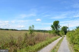 2100 Table Rock Road Biglerville, PA 17307 - Photo 9 of 29 Gallery Image 9