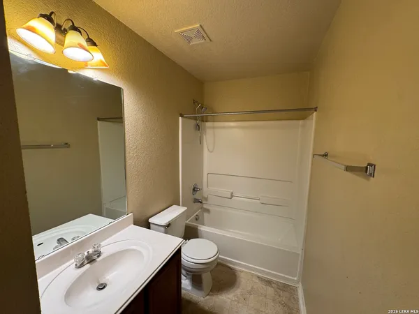 $1,795 | 5629 Poppy Seed Run, Leon Valley, TX 78238