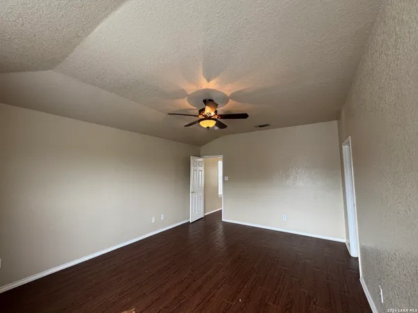 $1,795 | 5629 Poppy Seed Run, Leon Valley, TX 78238