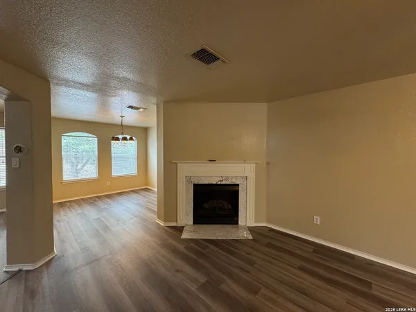 $1,795 | 5629 Poppy Seed Run, Leon Valley, TX 78238