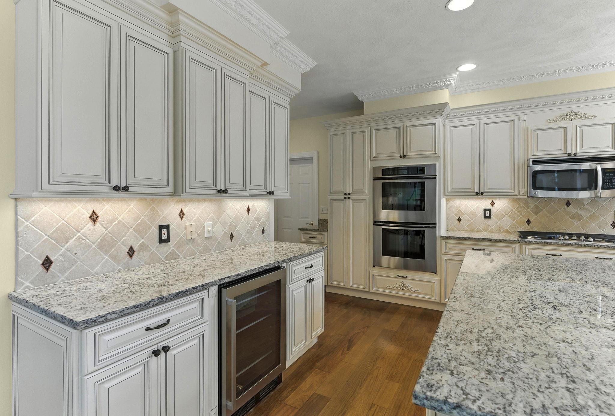 37 Houstons Way Hampstead, NH 03841 - Photo 12 of 60