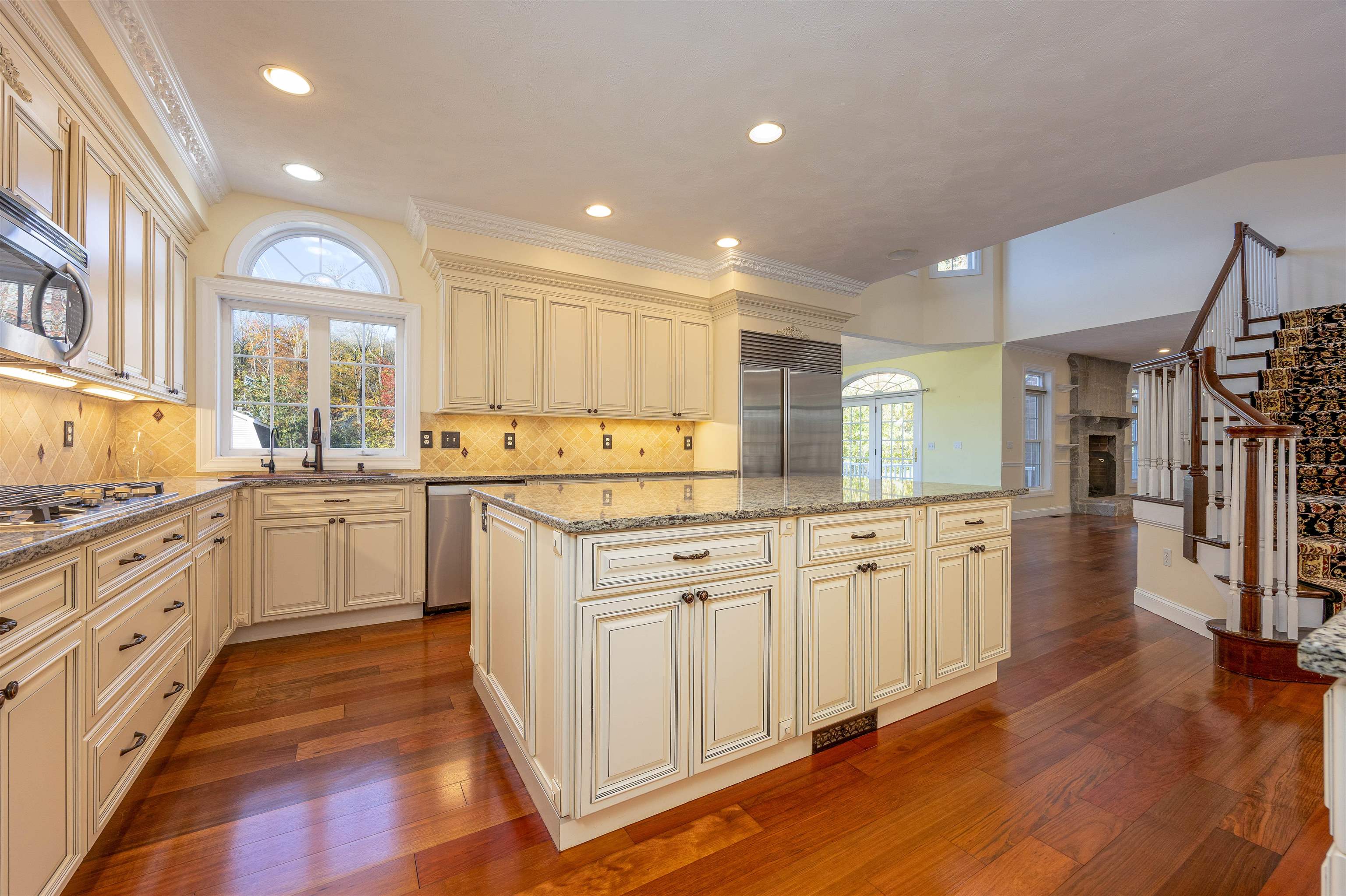 37 Houstons Way Hampstead, NH 03841 - Photo 14 of 60