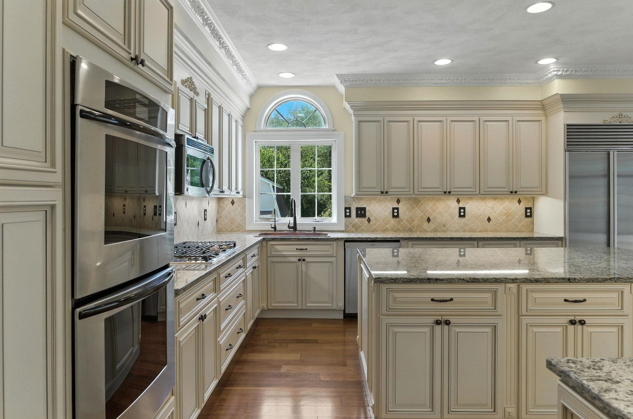 37 Houstons Way Hampstead, NH 03841 - Photo 15 of 60