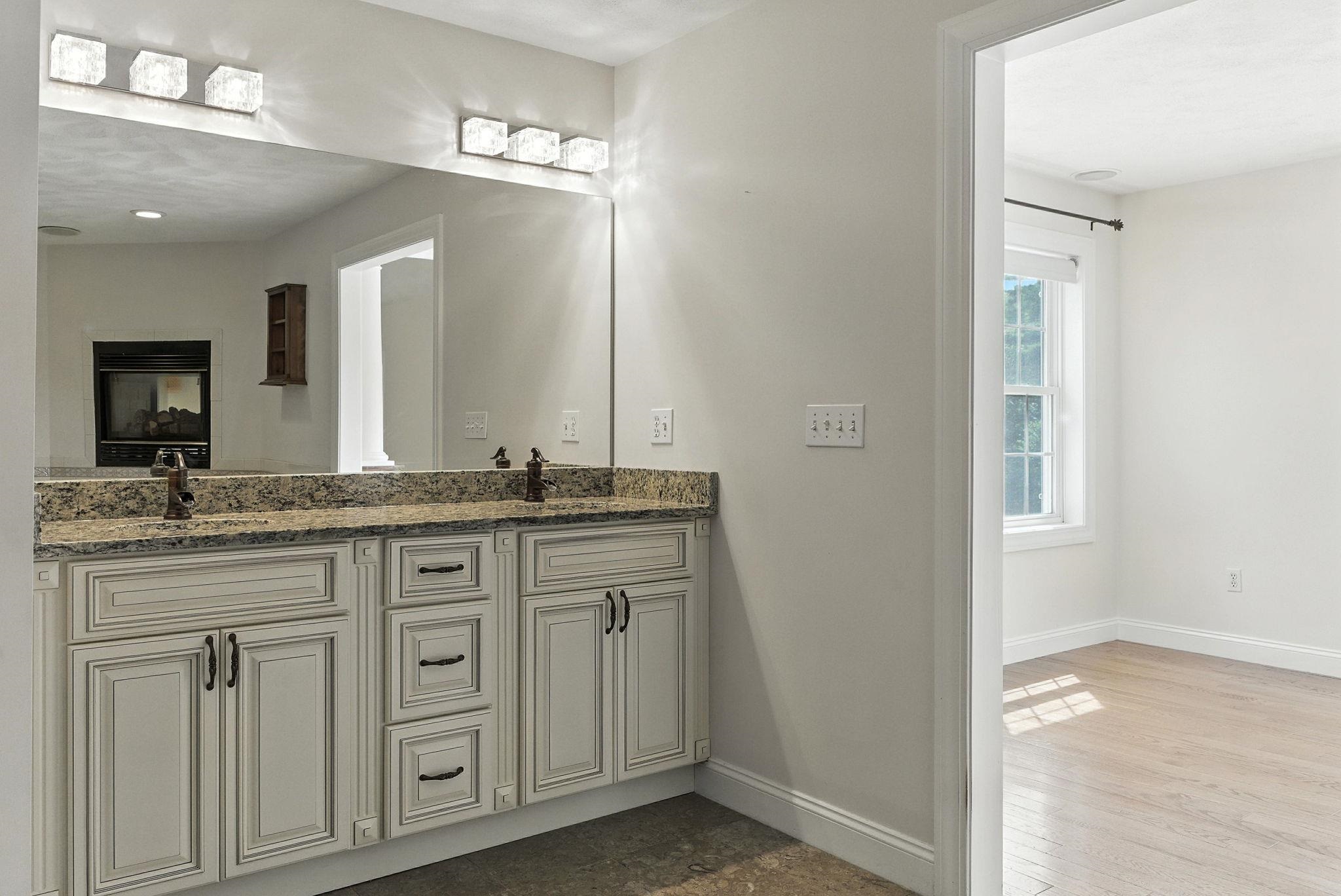 37 Houstons Way Hampstead, NH 03841 - Photo 36 of 60