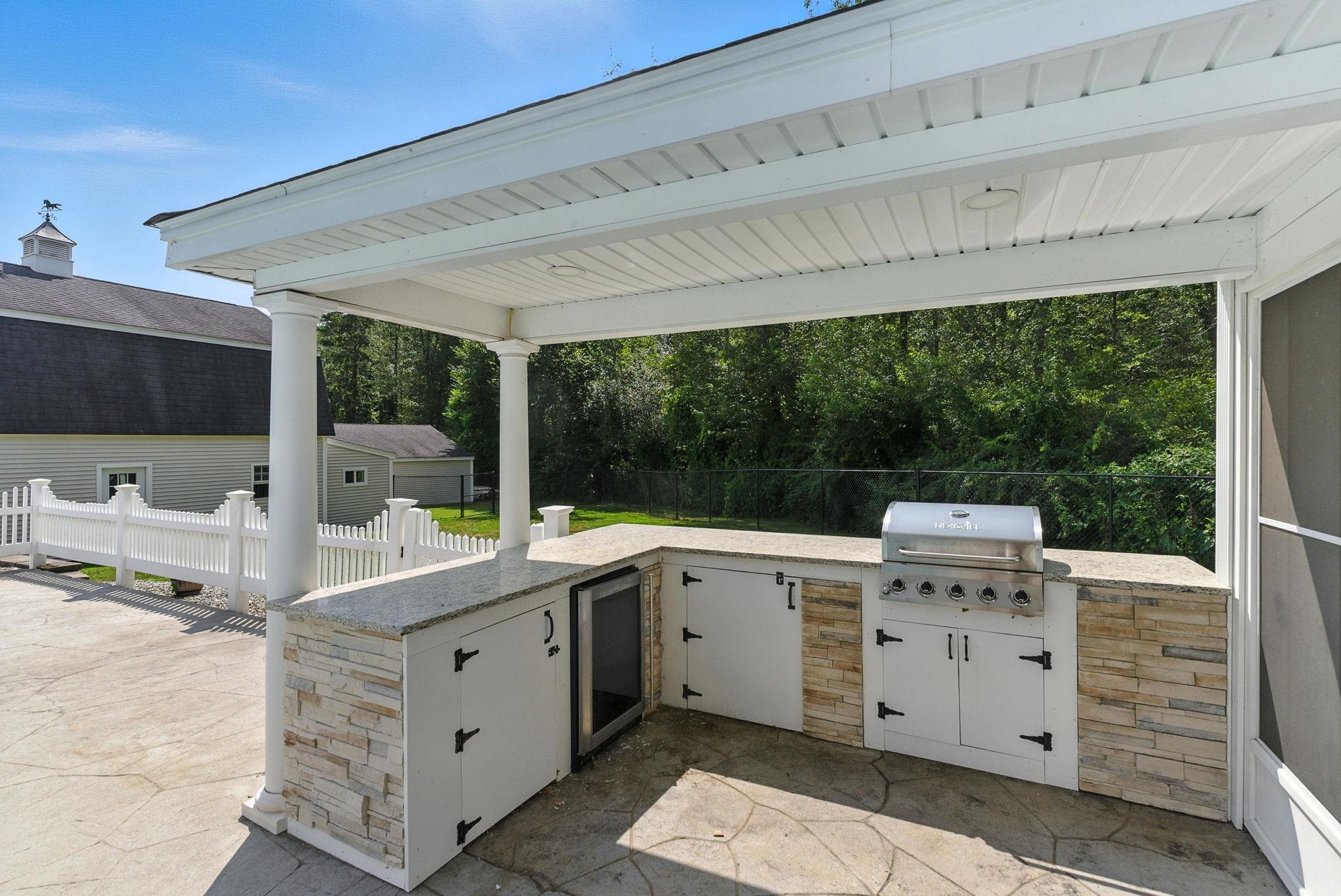 37 Houstons Way Hampstead, NH 03841 - Photo 52 of 60