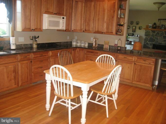 8622 Chestnut Grove Road Frederick, MD 21701 - Photo 13 of 22 Kitchen