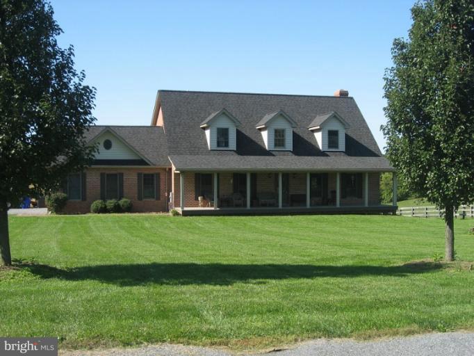 8622 Chestnut Grove Road Frederick, MD 21701 - Photo 18 of 22 Exterior (Front)