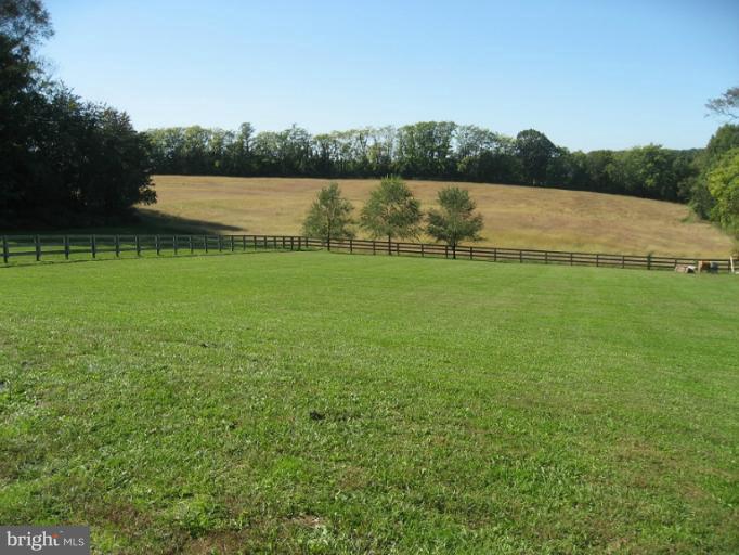 8622 Chestnut Grove Road Frederick, MD 21701 - Photo 3 of 22 Exterior (Rear)