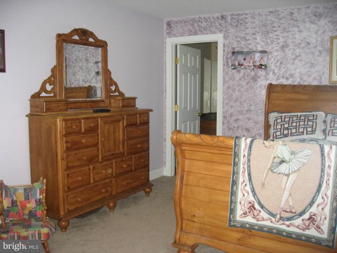 8622 Chestnut Grove Road Frederick, MD 21701 - Photo 6 of 22 Bedroom