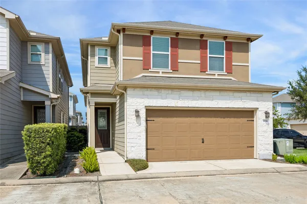 $2,600 | 1851 Commons Glen Drive, Houston, TX 77080