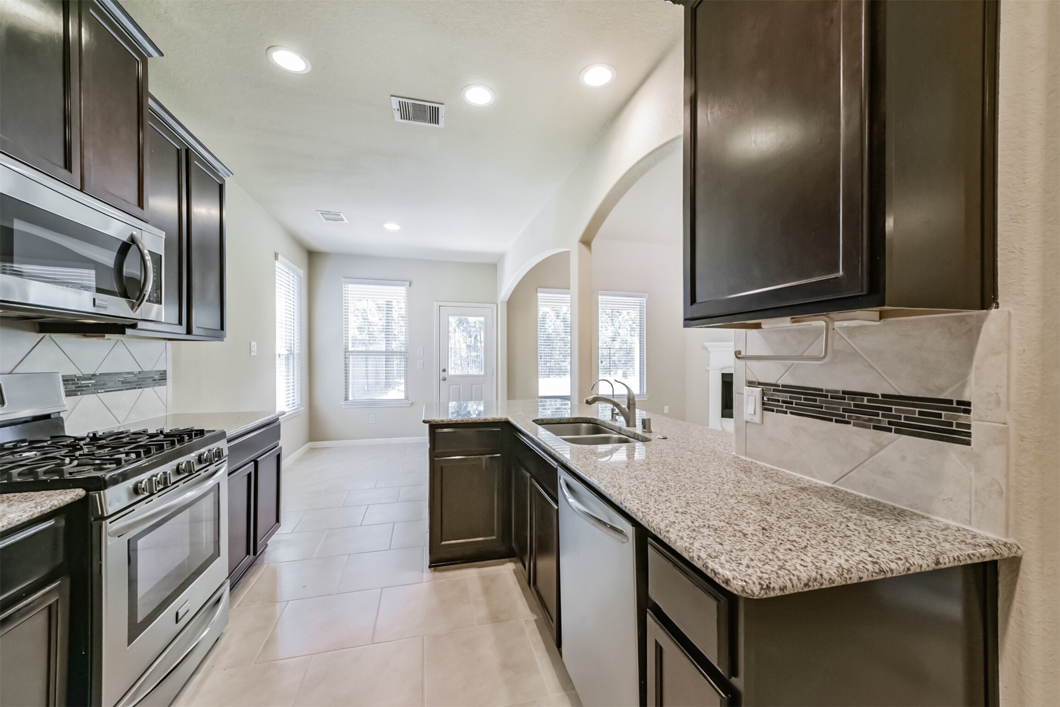 5507 Claymore Meadow Lane Spring, TX 77389 - Photo 14 of 42