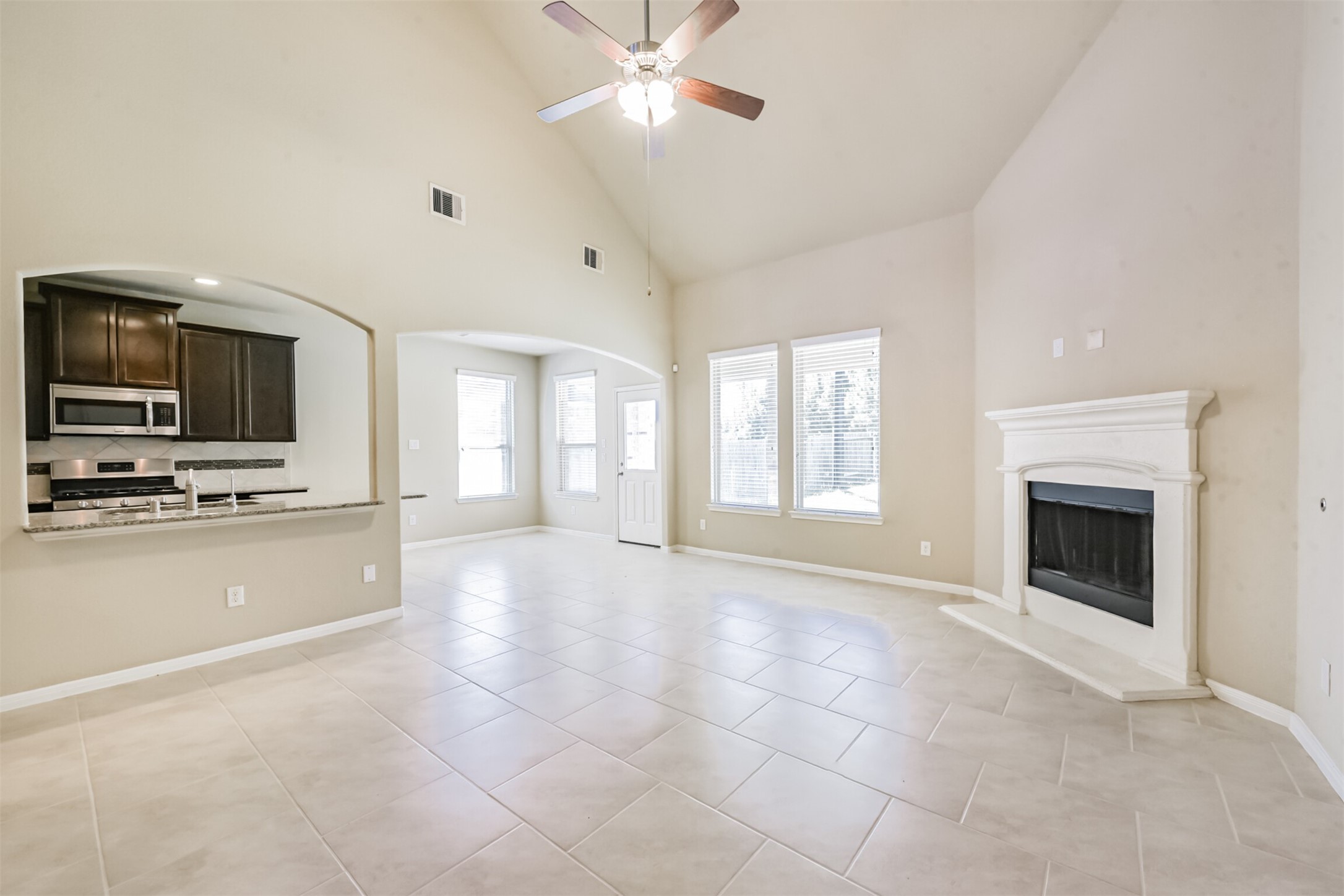 5507 Claymore Meadow Lane Spring, TX 77389 - Photo 8 of 42