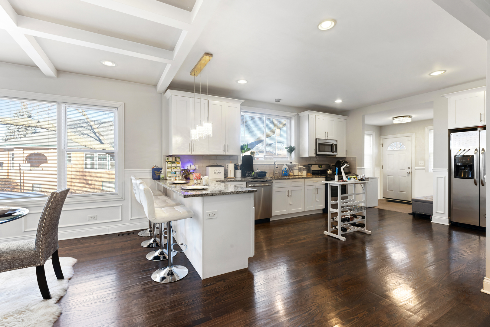 9301 South Racine Avenue Chicago, IL 60620 - Photo 8 of 29 Gallery Image 8