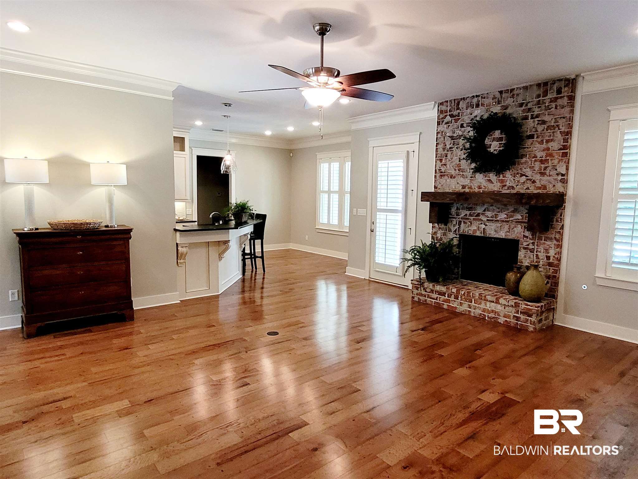 910 Main Street Daphne, AL 36526 - Photo 3 of 36