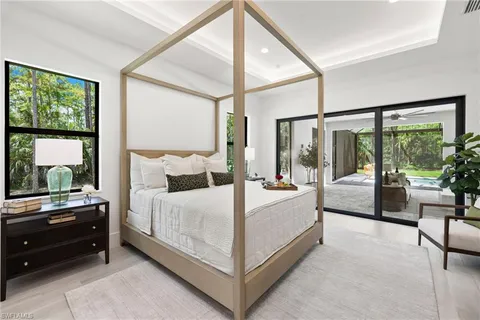 $2,850,000 | 4221 7th Avenue Northwest, Naples, FL 34119