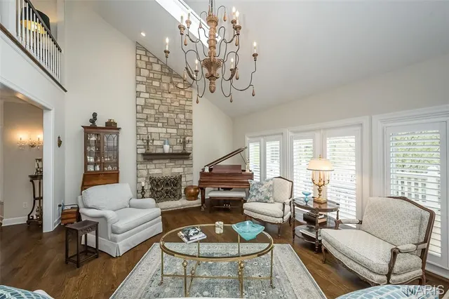 $850,000 | 1519 Mallard Landing Court, Chesterfield, MO 63017