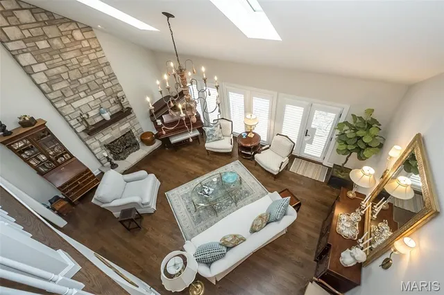 $850,000 | 1519 Mallard Landing Court, Chesterfield, MO 63017