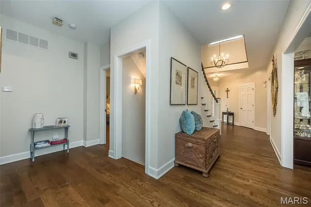 $850,000 | 1519 Mallard Landing Court, Chesterfield, MO 63017