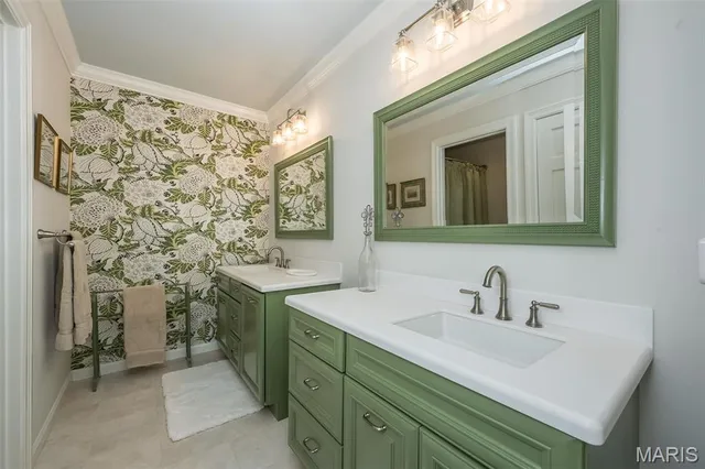 $850,000 | 1519 Mallard Landing Court, Chesterfield, MO 63017