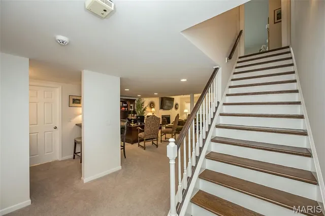 $850,000 | 1519 Mallard Landing Court, Chesterfield, MO 63017