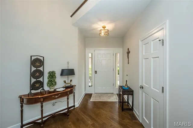 $850,000 | 1519 Mallard Landing Court, Chesterfield, MO 63017