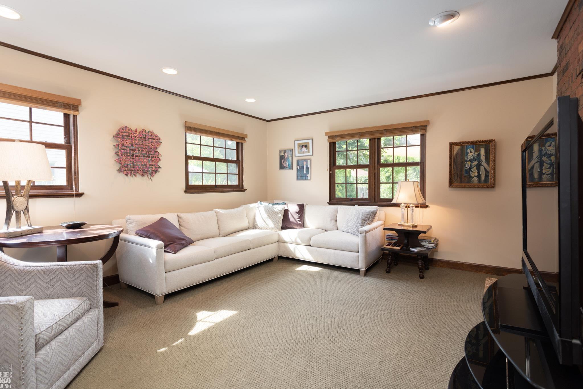 859 Westchester Road Grosse Pointe Park, MI 48230 - Photo 15 of 48