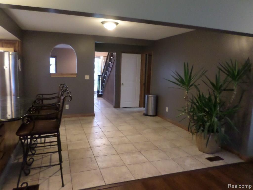 5335 Pyles Road Columbiaville, MI 48421 - Photo 6 of 27 Dining Area.jpg