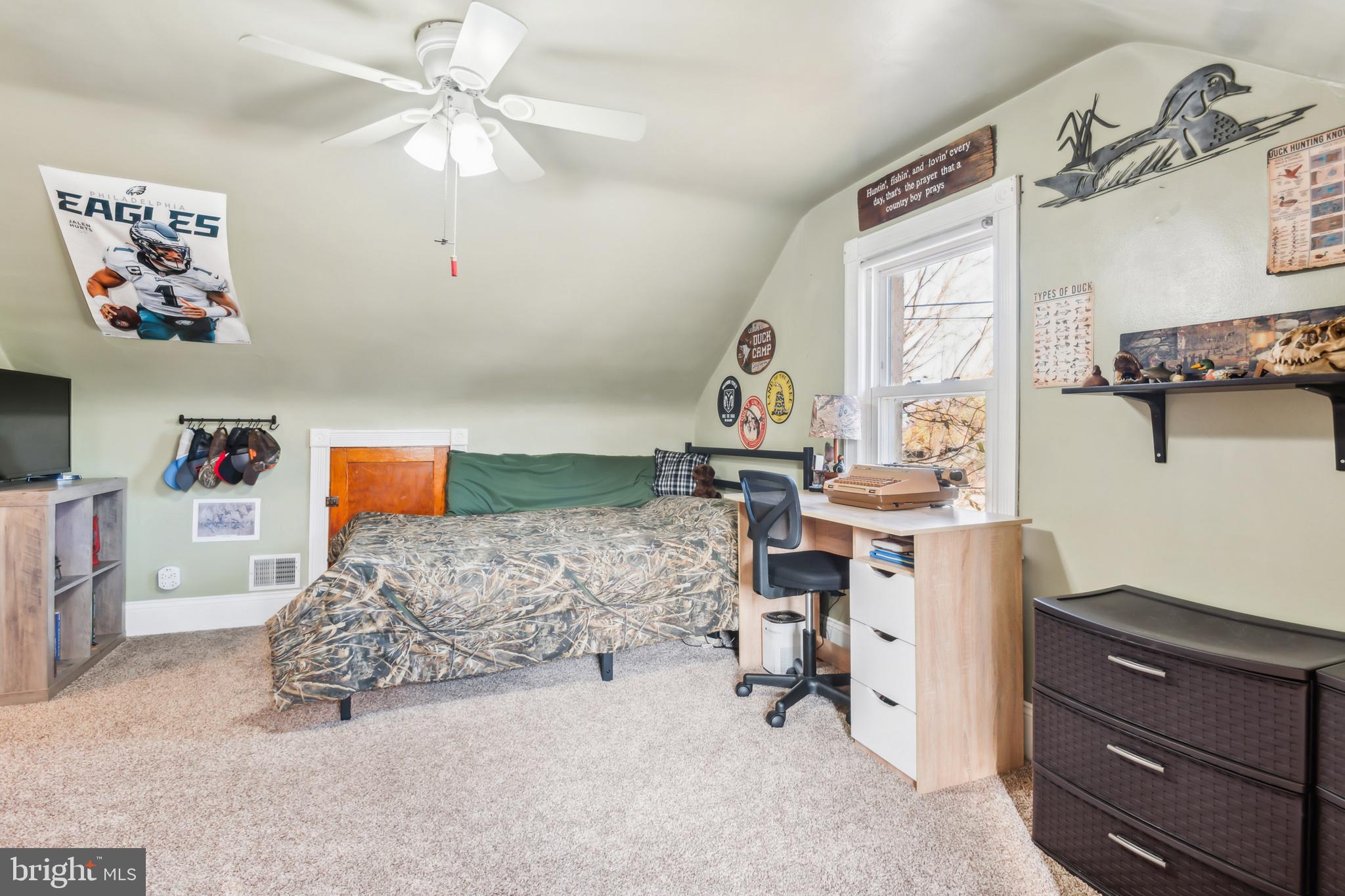 623 Salem Fort Elfsborg Road Salem, NJ 08079 - Photo 19 of 25 a bedroom with a bed and furniture