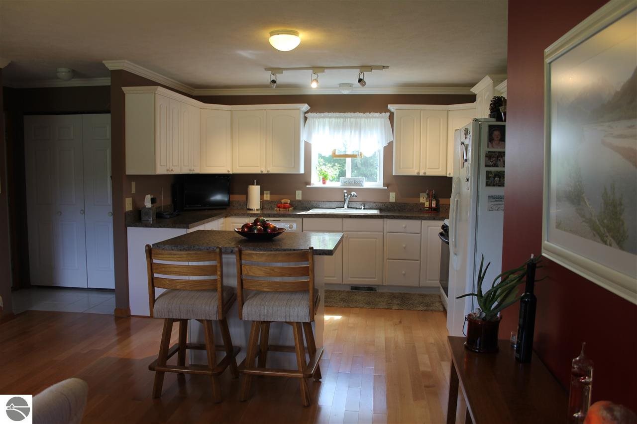 420 Motz Road Southwest Kalkaska, MI 49646 - Photo 13 of 23 1807561-13.JPG