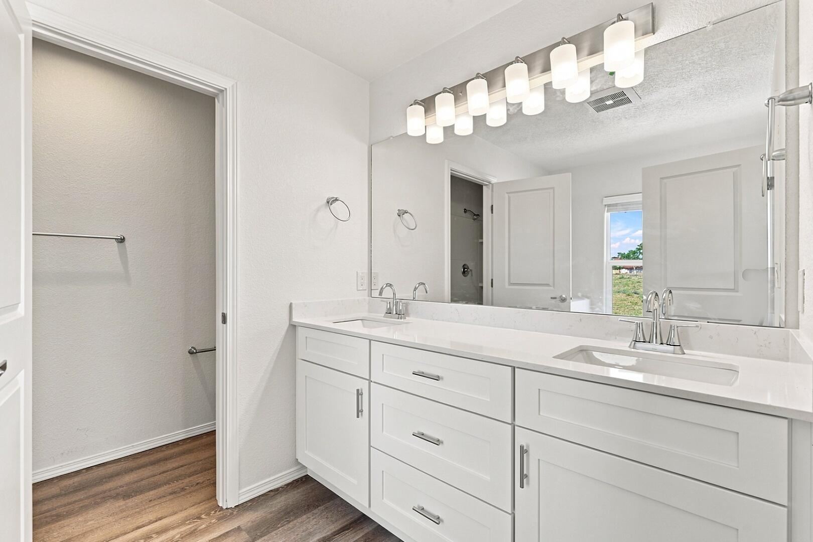 1277 Sage Road Southwest Albuquerque, NM 87121 - Photo 8 of 19 Gallery Image 8
