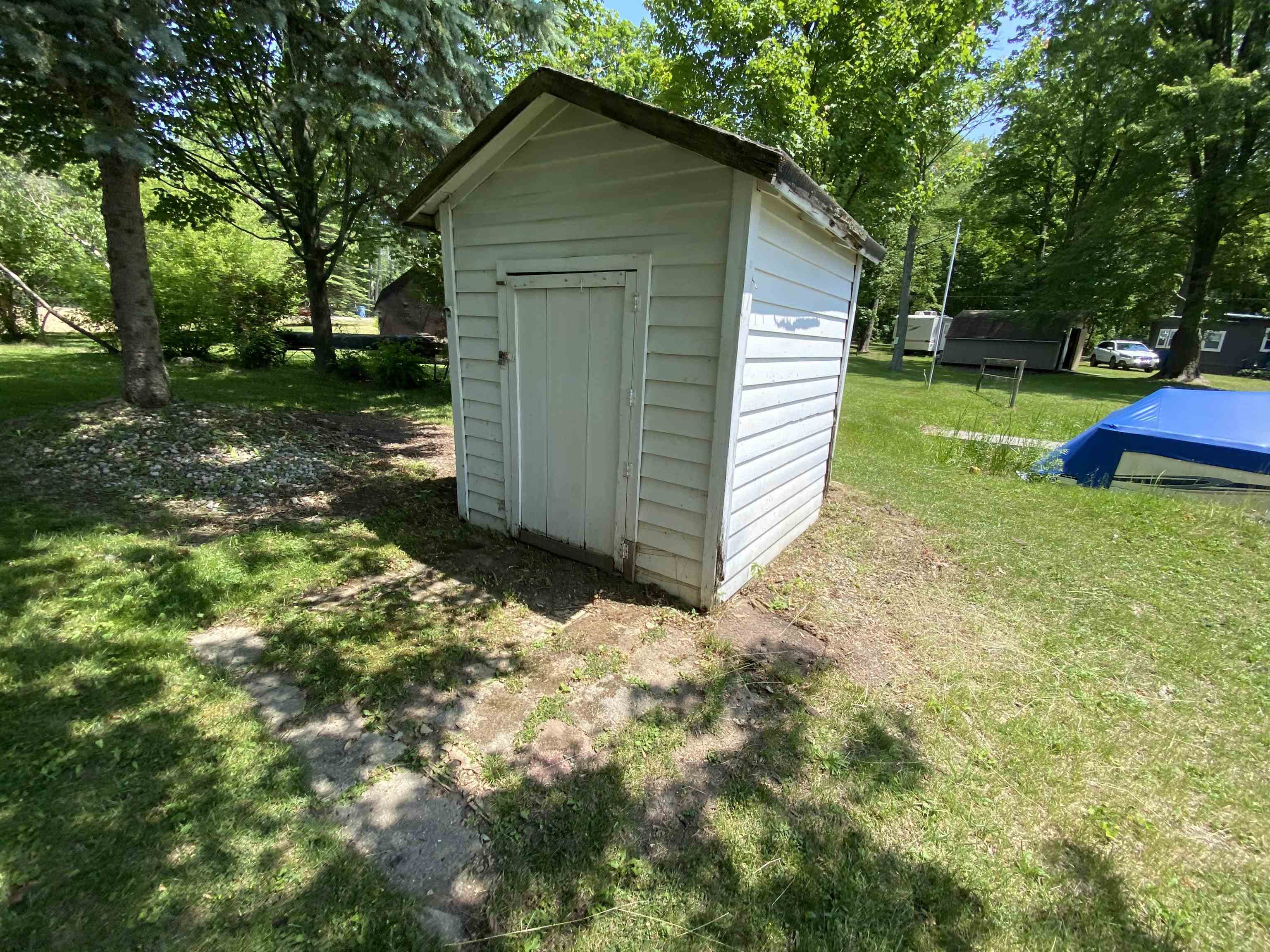 4155 Clendening Road Gladwin, MI 48624 - Photo 14 of 16