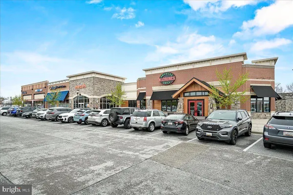 $2,600 | 1811 B Wheyfield Drive, Unit 11B, Frederick, MD 21701