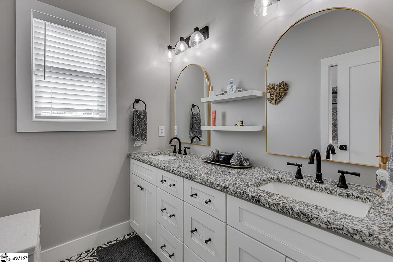 28 Finley Road Belton, SC 29627 - Photo 32 of 49