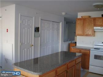 11 Falcon Lane Delran, NJ 08075 - Photo 8 of 12 Kitchen