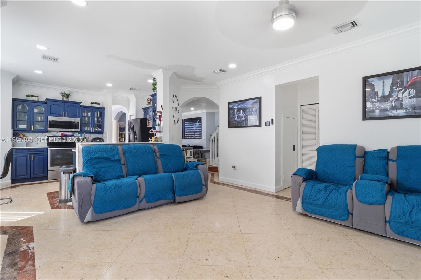 10816 Southwest 247th Street Homestead, FL 33032 - Photo 13 of 42