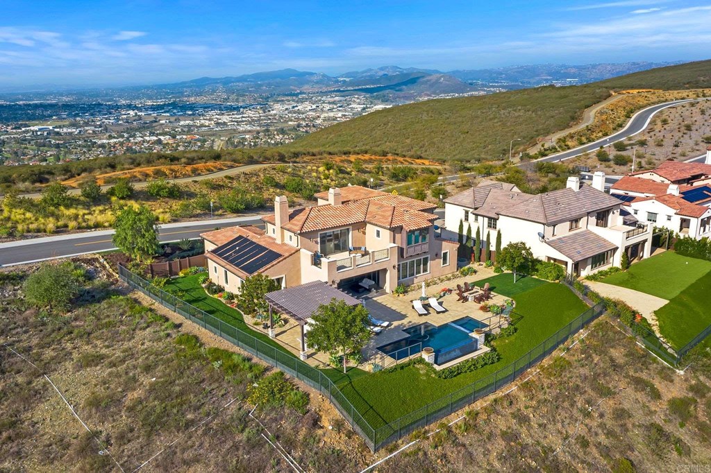 895 Pearl Drive San Marcos, CA 92078 - Photo 2 of 41