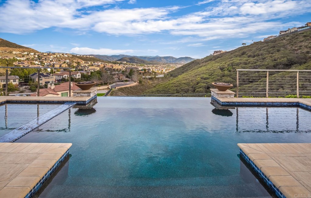 895 Pearl Drive San Marcos, CA 92078 - Photo 12 of 41