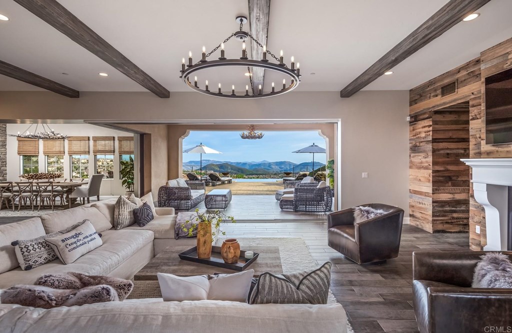 895 Pearl Drive San Marcos, CA 92078 - Photo 18 of 41