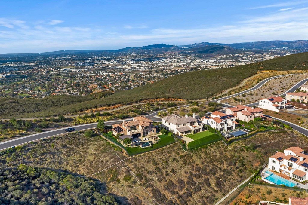 895 Pearl Drive San Marcos, CA 92078 - Photo 38 of 41