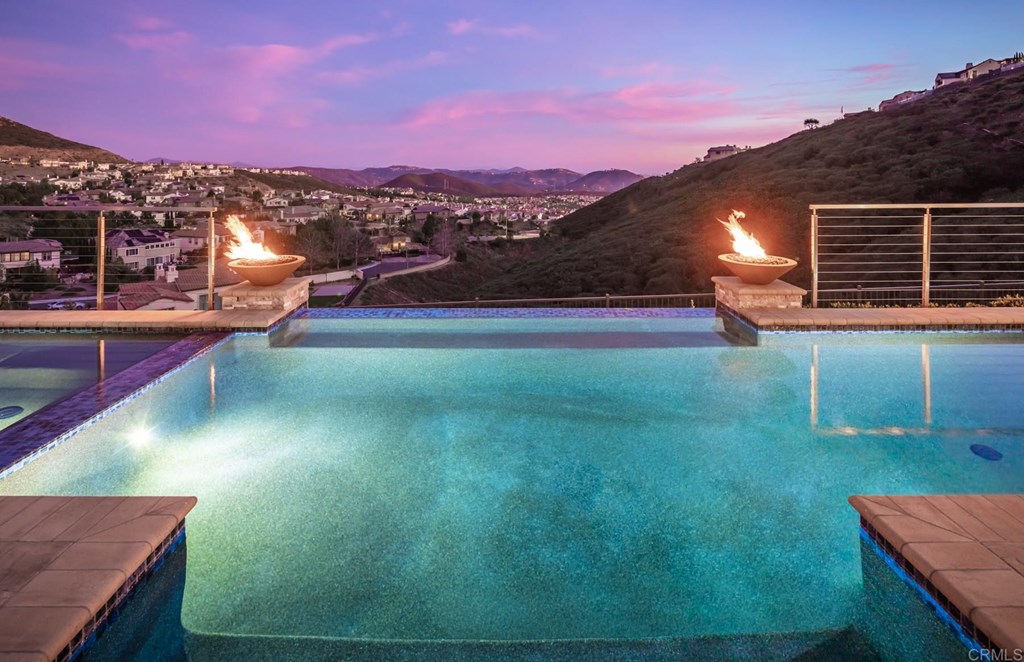 895 Pearl Drive San Marcos, CA 92078 - Photo 5 of 41