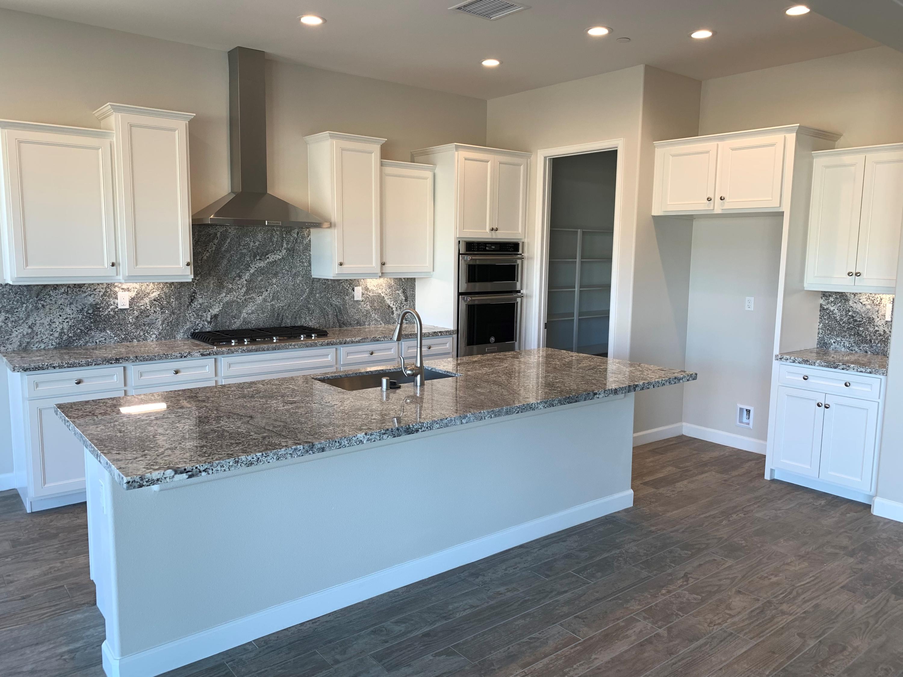 54 Cabernet Rancho Mirage, CA 92270 - Photo 4 of 5 DWRM_9802_Kitchen